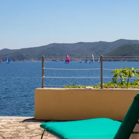 Le Sprizze A Bordo Del Mare - Goelba * Marciana Marina (Isola d'Elba)