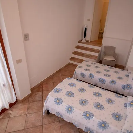 Le Sprizze A Bordo Del Mare - Goelba * Marciana Marina (Isola d'Elba)