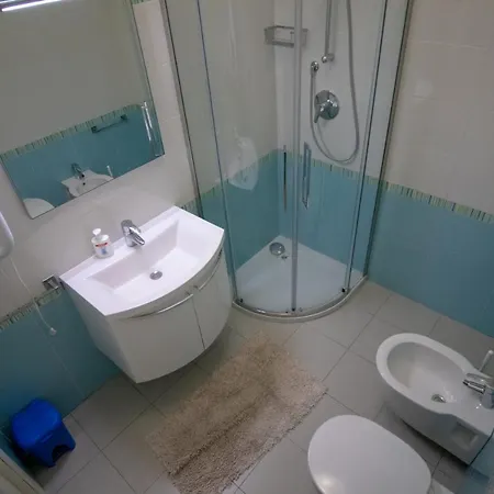 Le Sprizze A Bordo Del Mare - Goelba *