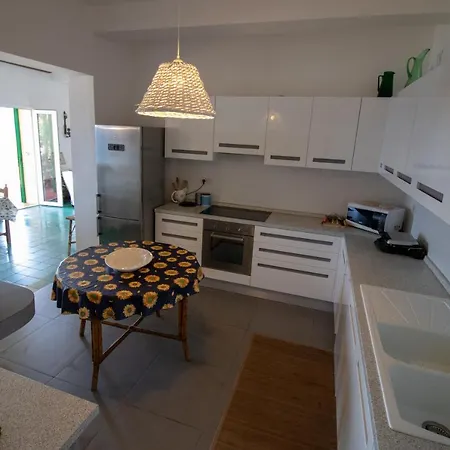 Le Sprizze A Bordo Del Mare - Goelba Marciana Marina (Isola d'Elba)