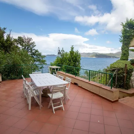 Ferienhaus Le Sprizze A Bordo Del Mare - Goelba